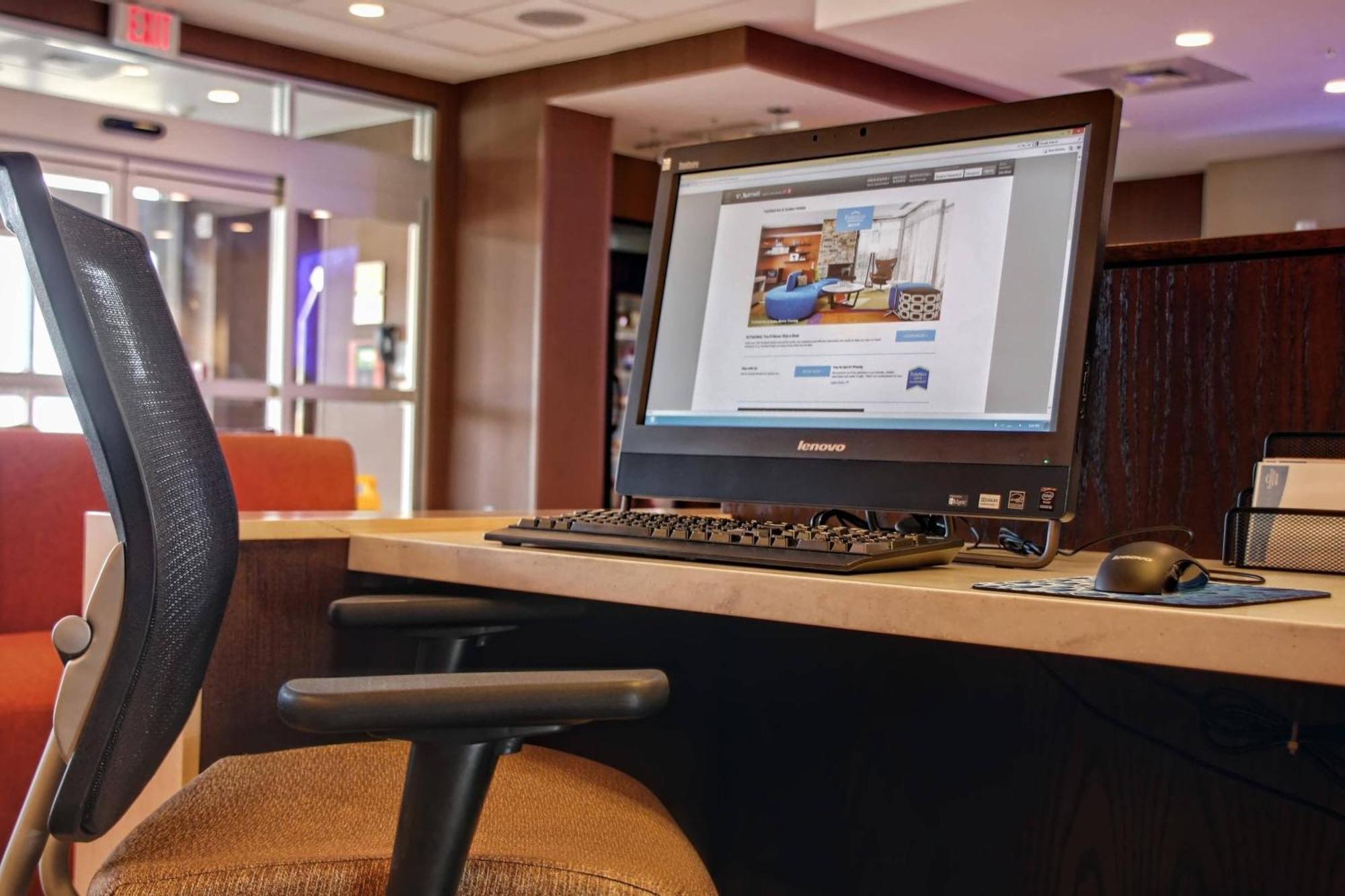 Fairfield Inn & Suites By Marriott Reading Wyomissing Екстер'єр фото