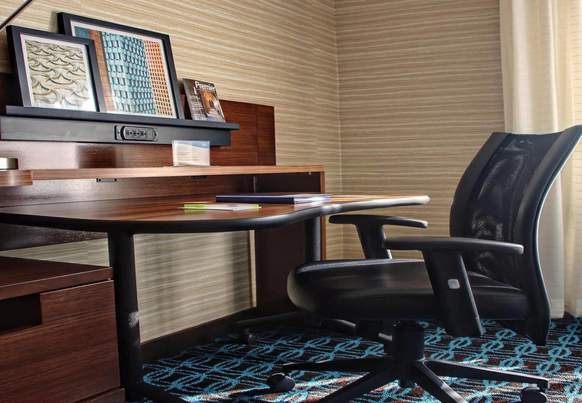 Fairfield Inn & Suites By Marriott Reading Wyomissing Екстер'єр фото